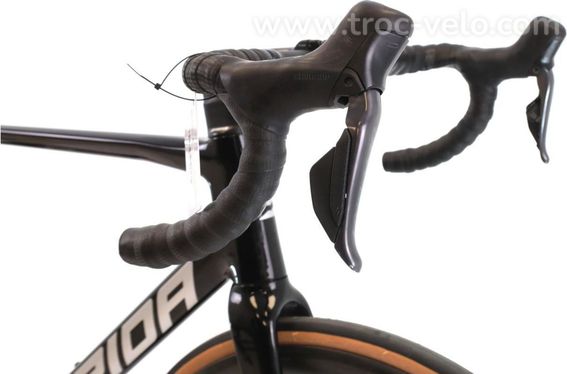 Produit Reconditionne    Merida Scultura 8000 Di2 12v    Noir   Velo De Route   Tres Bon Etat - 6