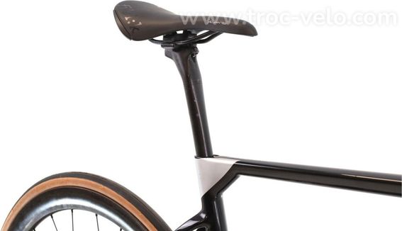 Produit Reconditionne    Merida Scultura 8000 Di2 12v    Noir   Velo De Route   Tres Bon Etat - 8