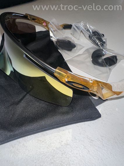 OAKLEY kato QNTM gold - 2