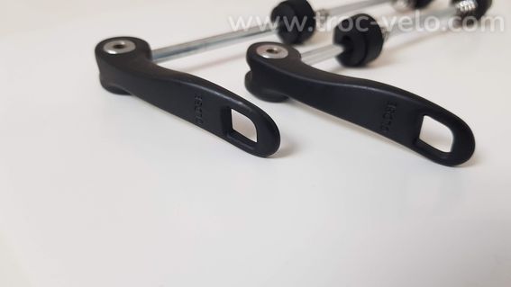 2 Serrages rapides Novatec (la paire) - 2
