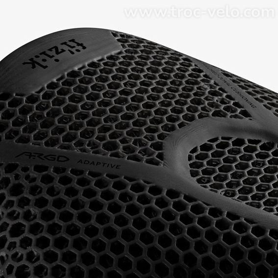 Selle de vélo carbone Fi'Zi:k Vento Argo R1 Adaptive 150mm - 2