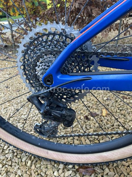 BMC FOURSTROKE 01 (L / 56)  - 4