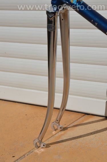 Cadre et fourche de vélo de route vintage français — Motobécane Équipe Pro en tubes acier Vitus 172. - 12