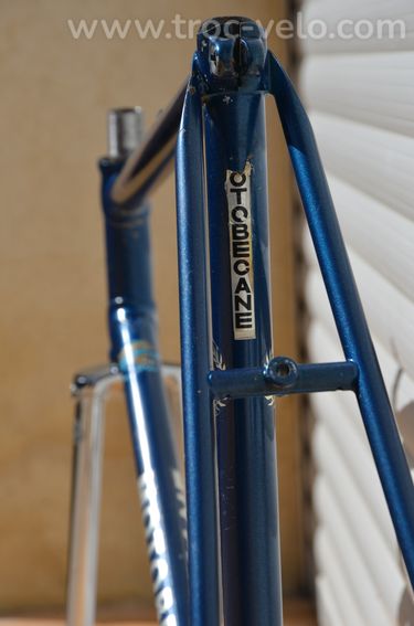 Cadre et fourche de vélo de route vintage français — Motobécane Équipe Pro en tubes acier Vitus 172. - 14