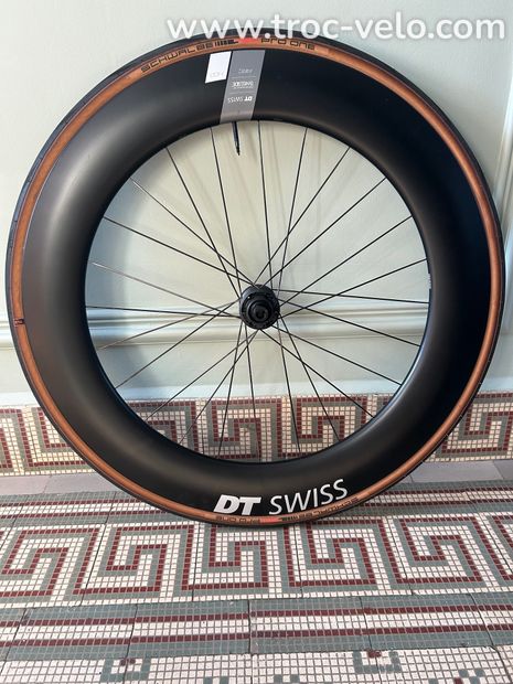 Roue Arrière DT SWISS arc dicut 1400 80 DB Disc ( défaut esthétique) - 1