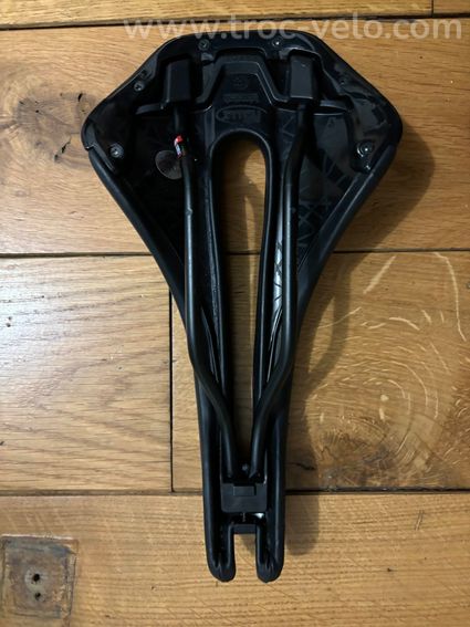 Selle ITALIA Superflow neuve - 2
