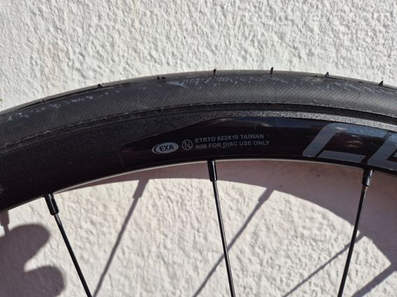 Paire de roues montées pneus et disque sram 160mm axes traversants - 3
