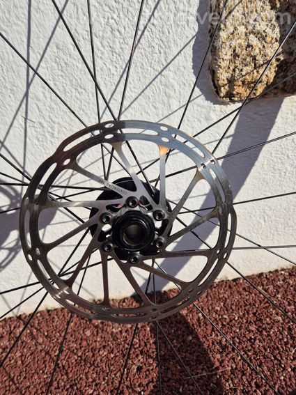 Paire de roues montées pneus et disque sram 160mm axes traversants - 6