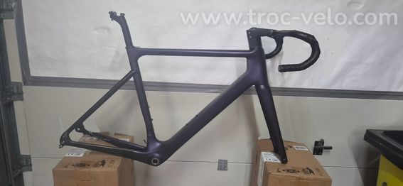 Kit cadre route carbone Dengfu R12