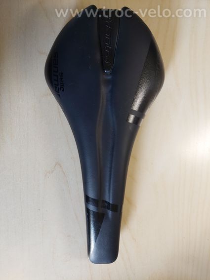 Selle San Marco Mantra (rails carbone)