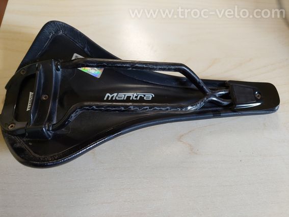 Selle San Marco Mantra (rails carbone) - 2