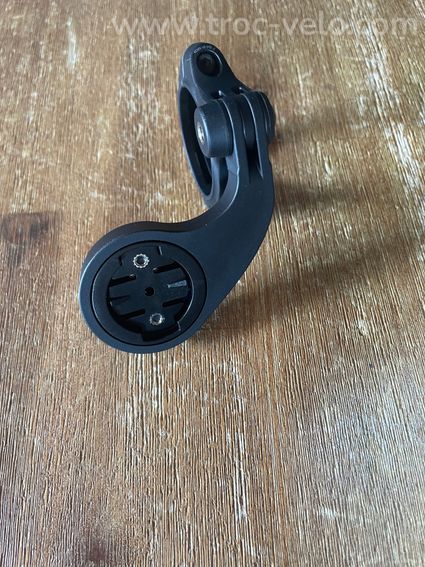 Support compteur GPS Garmin