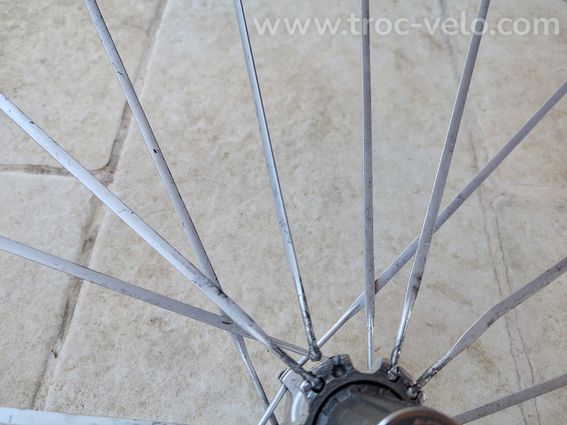 Roue arrière ksyrium pour pièces  - 3