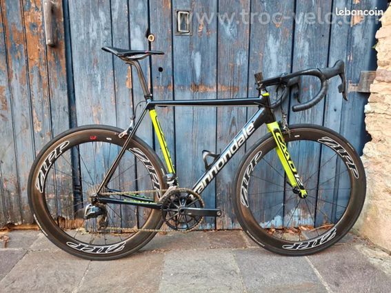 Vélo route Cannondale Caad 12, route course carbone aluminium