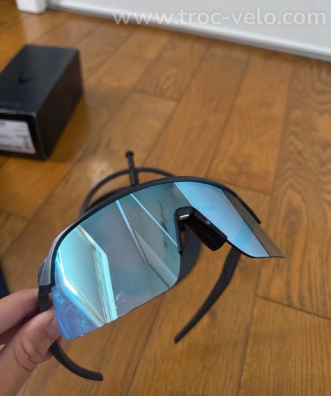 Oakley Sutro Lite  - 5