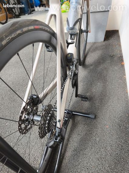 BMC Teammachine SLR Five 2023 - Shimano 105 Di2 12v - Roues HUNT -Taille 58 - 2