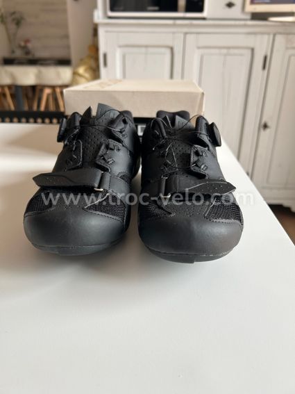 Chaussures Vélo Giro Savix Femme - Noir Taille 38/US 6.5 - Neuves Avec Étiquettes