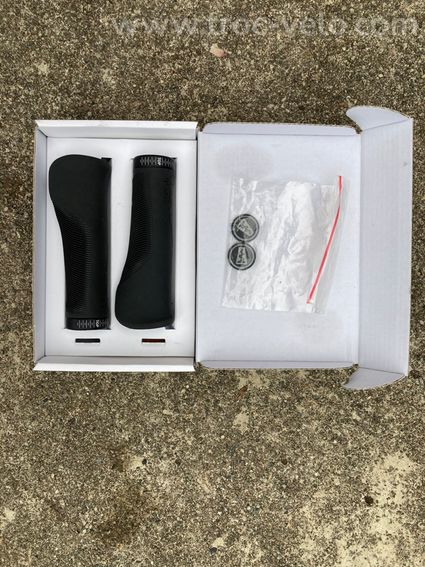 poignées ERGONOMIQUE SQlab taille MEDIUM - 2