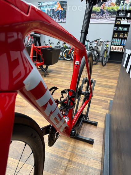 Trek Emonda SLR 7 couleur Segafredo - 4