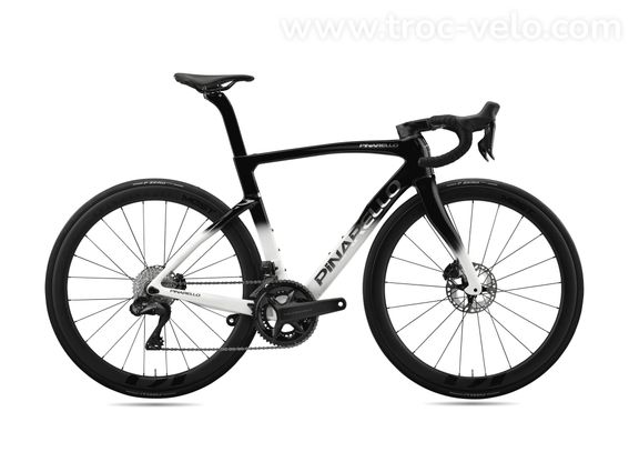 PINARELLO F7 ULTEGRA DI2 12V ROUES MOST CARBON DISPO ET TAILLES NOUS CONTACTER