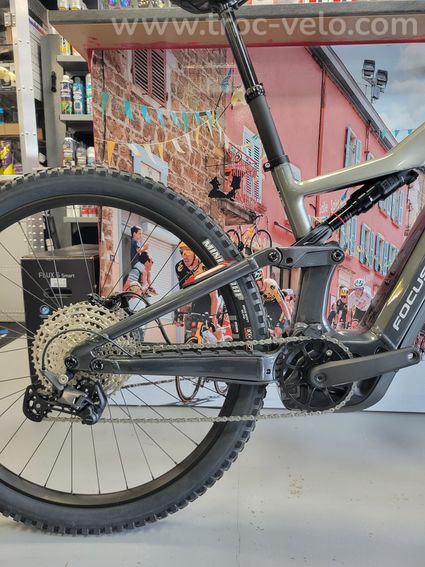 NEUF ! Focus Thron² 6.8 ABS 2025 Taille L - 25% - 2