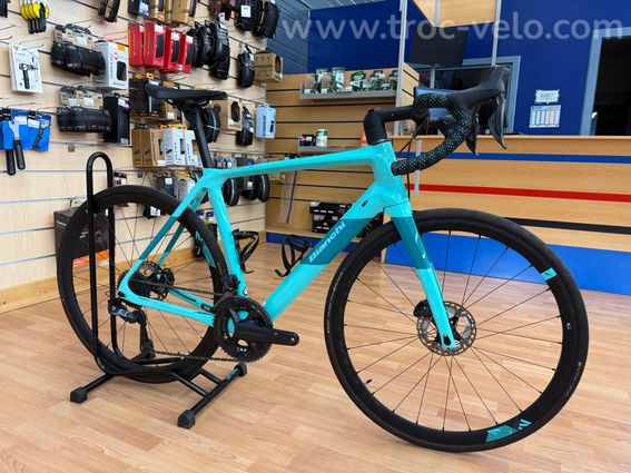 Vélo route BIANCHI Infinito CV - 2023 - taille 55