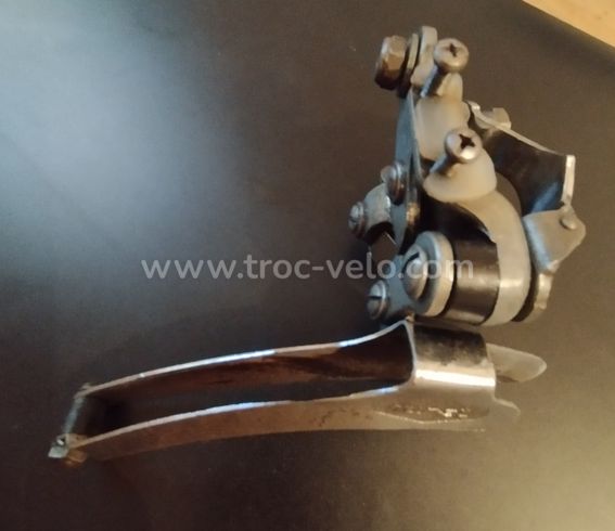 Dérailleur avant Huret double a collier 28,6mm en Bé