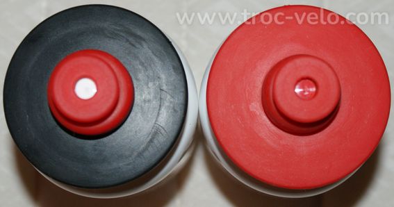 2 Bidons de vélo - marque "Elite" - team "Arkea Samsic" - 550ml - blanc/rouge - 2