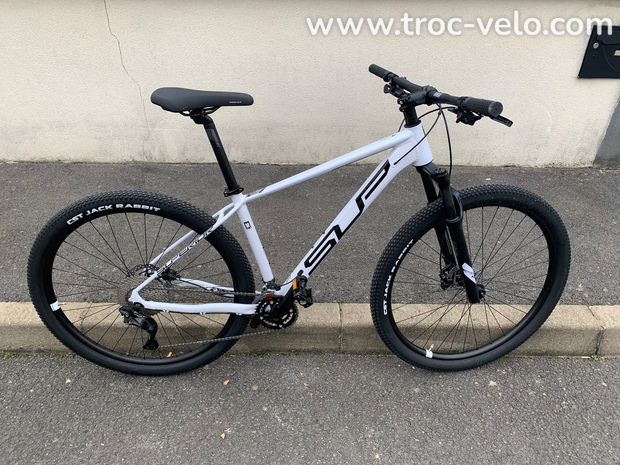 VTT SUPERIOR  - 1