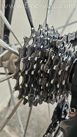 Colnago CLX 2.0 carbone – Ultegra – Ksyrium SL SSC – T54 - 11
