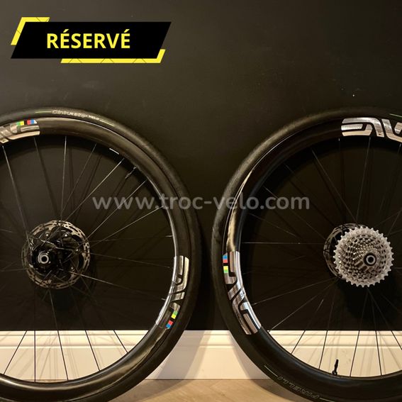 đ„rĂ©servĂ©eđ„ ENVE SES 3.4 Chris King discđ„ corima roval dt swiss princeton mavic bontrager