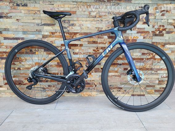 Vélo route giant liv avail