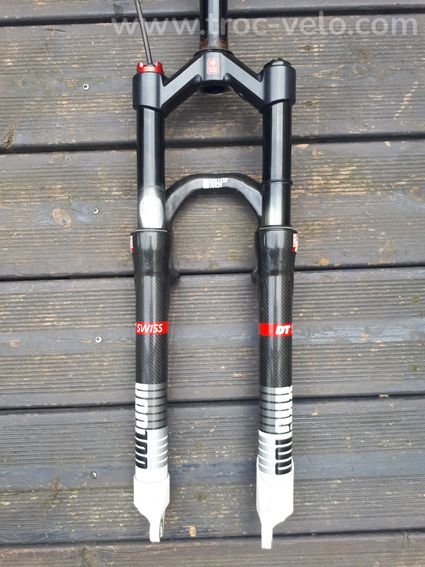 Trés belle Fourche carbone DT Swiss XRC 100 Carbon 26" - 4