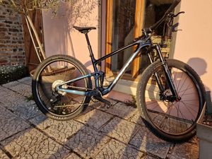 VTT Giant Anthem - 1
