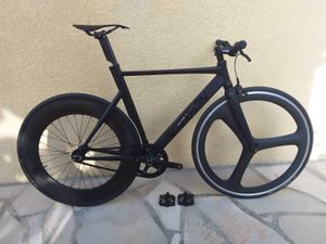 AVENTON Mataro  - 1