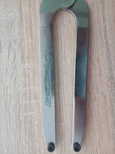 clé à ergots réglable professionnelle de la marque... - 1