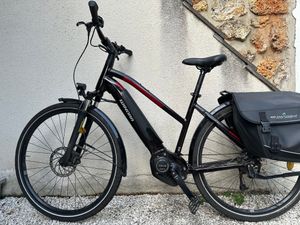 Vélo à assistance électrique  - 1