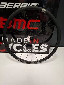 NEUF Roue avant DT SWISS P1800 32mm disc - 1
