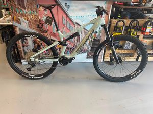 Neuf ! Berria Nexxen  ADV+Deore Taille M - 1