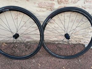 Roue vélo route ou gravel - 1