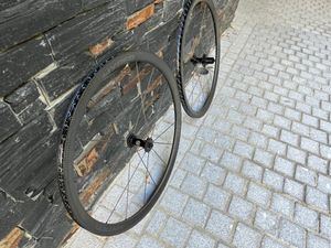 Paire roues vélo de route carbone Winspace Lún HYP... - 1