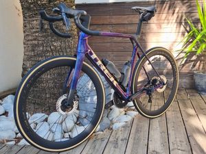 Trek Madone SLR 7 8e Gen  - 1