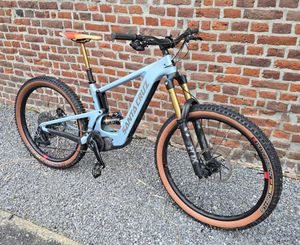 Santa Cruz BULLIT Custom - 1