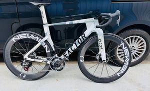 Vélo FACTOR One V3 T56 SRAM Red avec capteur de pu... - 1