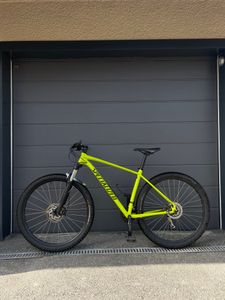 VTT Specialized - Freins Shimano - Pneu excellent ... - 1