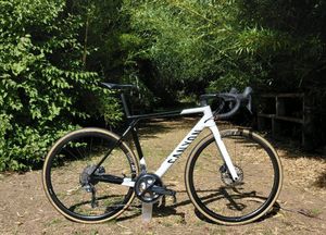 Canyon Ultimate CF SL 8 Disc – Ultegra – DT Swiss ... - 1