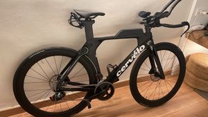 Cervélo P-Series – SRAM – Roues carbone Bontrager ... - 1