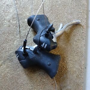 Manettes Shimano Sora 6 vitesses - 1
