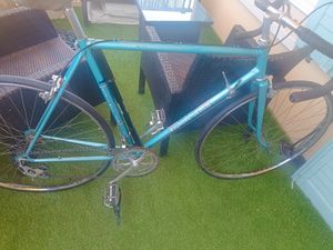 Vélo de route Raymond Delisle restauré  - 1