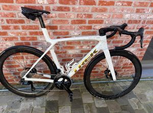 Trek Madone SLR9 gen8 - 1